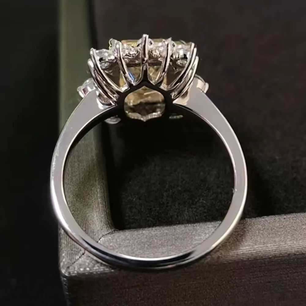 New beautiful yellow ring